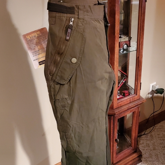 NESI AG 2 tone GREEN CARGO PANTS nwt  SZ XL - Picture 3 of 7